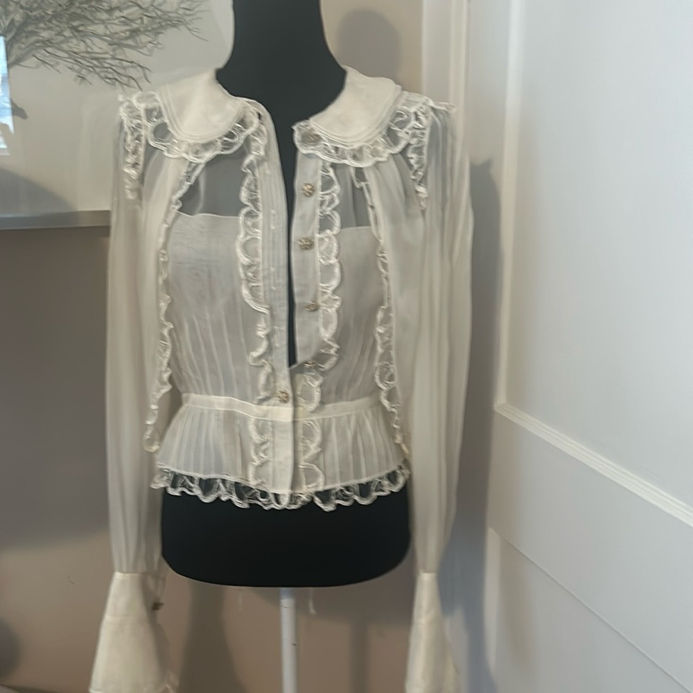 Gorgeous cream colored Chanel 100% silk blouse